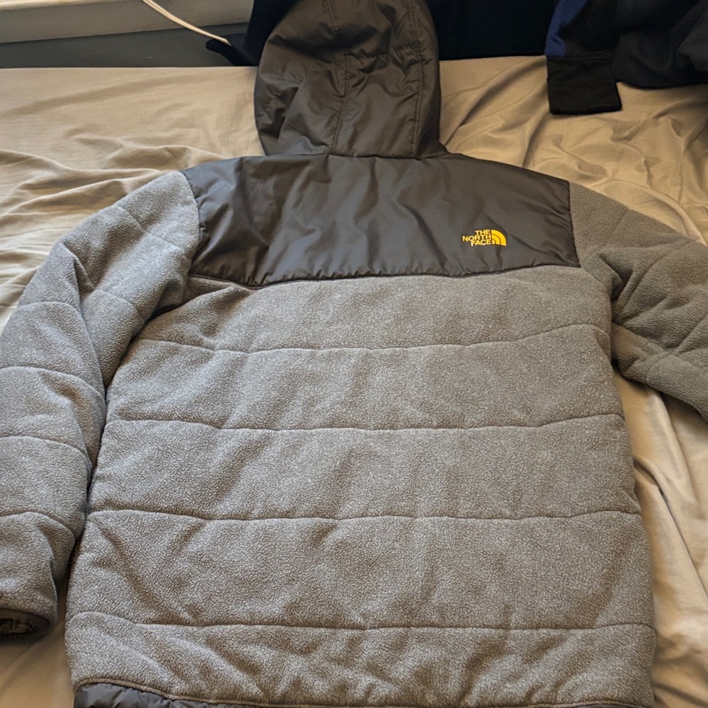 The North Face Charcoal/Black/Yellow Hooded Reversible Ski Jacket - Picture 2 of 4